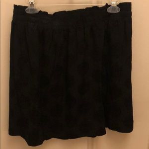 LOFT black subtle pattern skirt